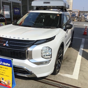 三菱・アウトランダー