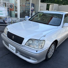 トヨタ・クラウン