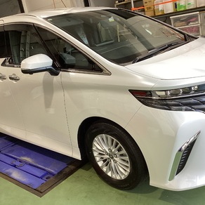 トヨタ・アルファード