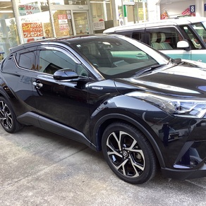 トヨタ・C-HR