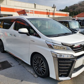 トヨタ・ヴェルファイア