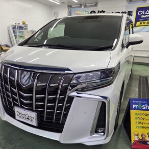 トヨタ・アルファード