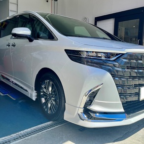 トヨタ・アルファード