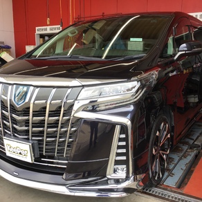 トヨタ・アルファード