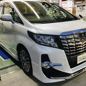 トヨタ・アルファード