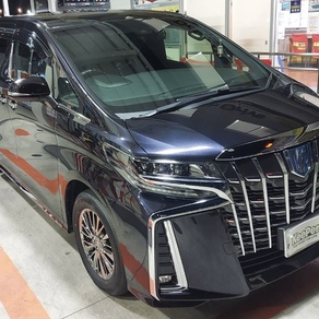 トヨタ・アルファード