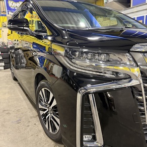 トヨタ・アルファード