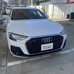 アウディ・A8