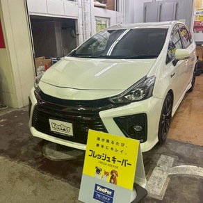 トヨタ・プリウスα