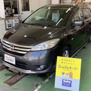 日産・ラフェスタ