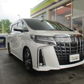 トヨタ・アルファード