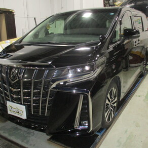 トヨタ・アルファード