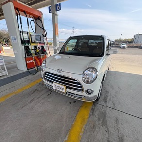 ダイハツ・ミラジーノ