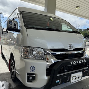 トヨタ・ハイエース (ハイルーフ・スーパーロング)