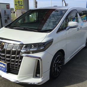 トヨタ・アルファード