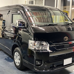 トヨタ・ハイエース(ワイド・ミドルルーフ)