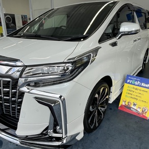 トヨタ・アルファード