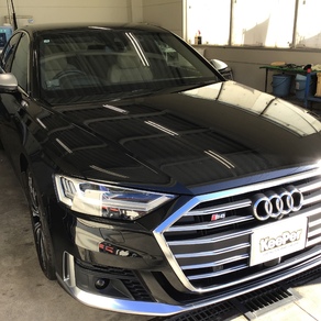 アウディ・S8
