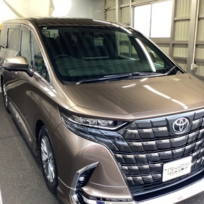 トヨタ・アルファード