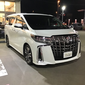 トヨタ・アルファード