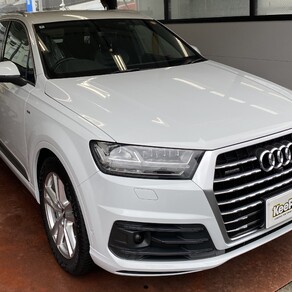 アウディ・Q7