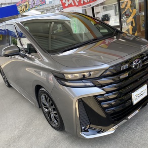トヨタ・ヴェルファイア