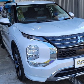 三菱・アウトランダー