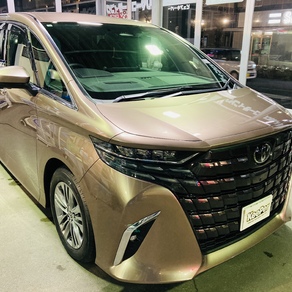 トヨタ・アルファード