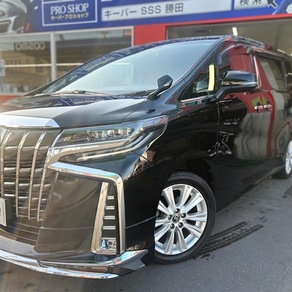 トヨタ・アルファード