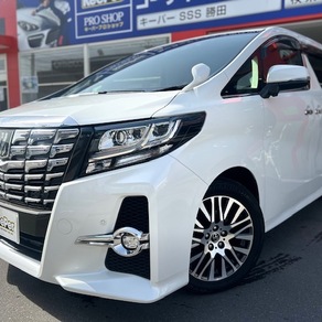 トヨタ・アルファード