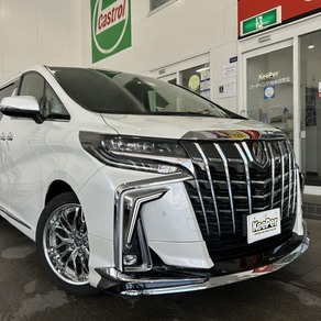 トヨタ・アルファード
