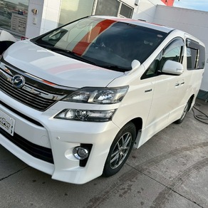トヨタ・ヴェルファイア