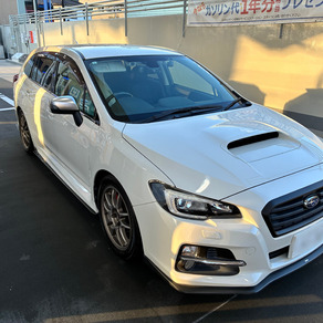 スバル・レヴォーグ