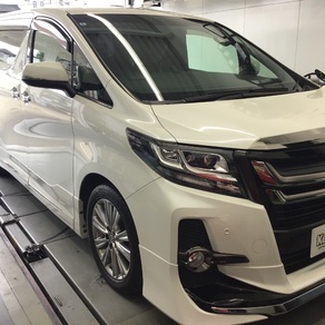トヨタ・アルファード
