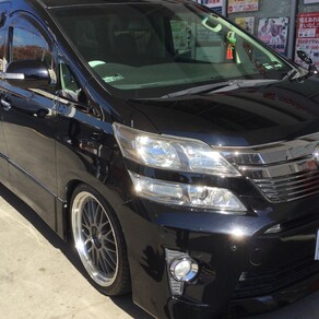 トヨタ・ヴェルファイア