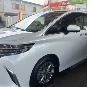 トヨタ・アルファード