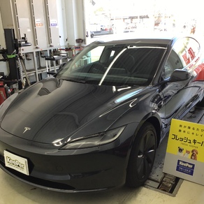 その他・テスラ・モデル３