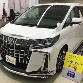 トヨタ・アルファード