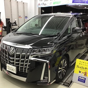 トヨタ・アルファード