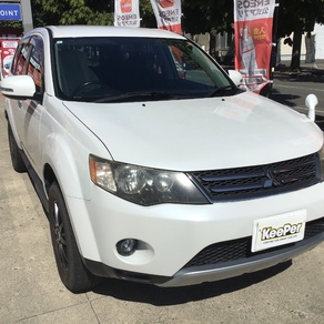 三菱・アウトランダー