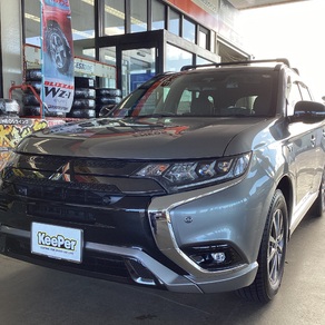 三菱・アウトランダー