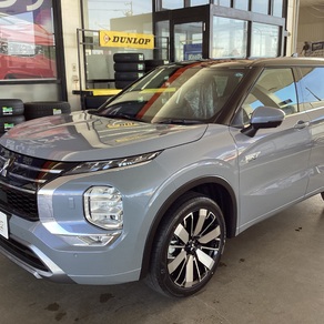 三菱・アウトランダー