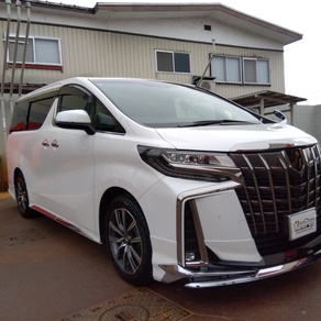 トヨタ・アルファード