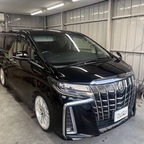 トヨタ・アルファード