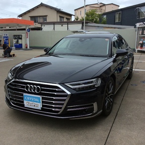 アウディ・A8