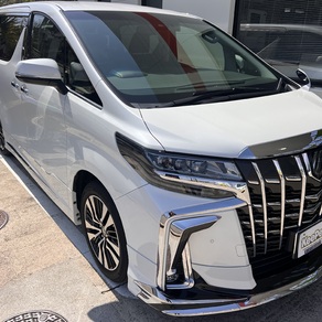 トヨタ・アルファード