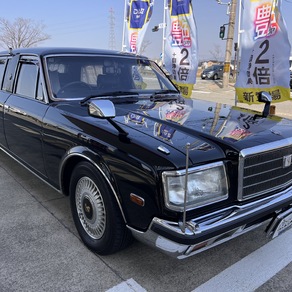 トヨタ・センチュリー