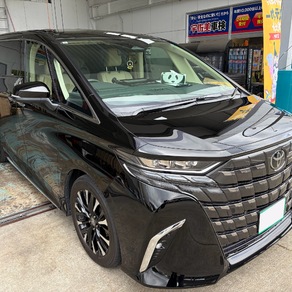 トヨタ・アルファード