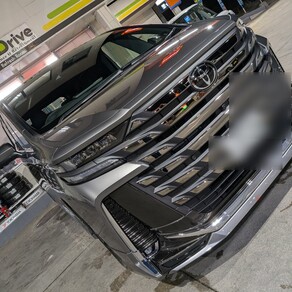 トヨタ・ヴェルファイア