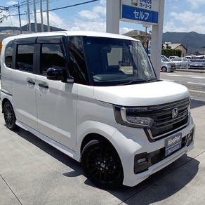 ホンダ・N-BOX カスタム